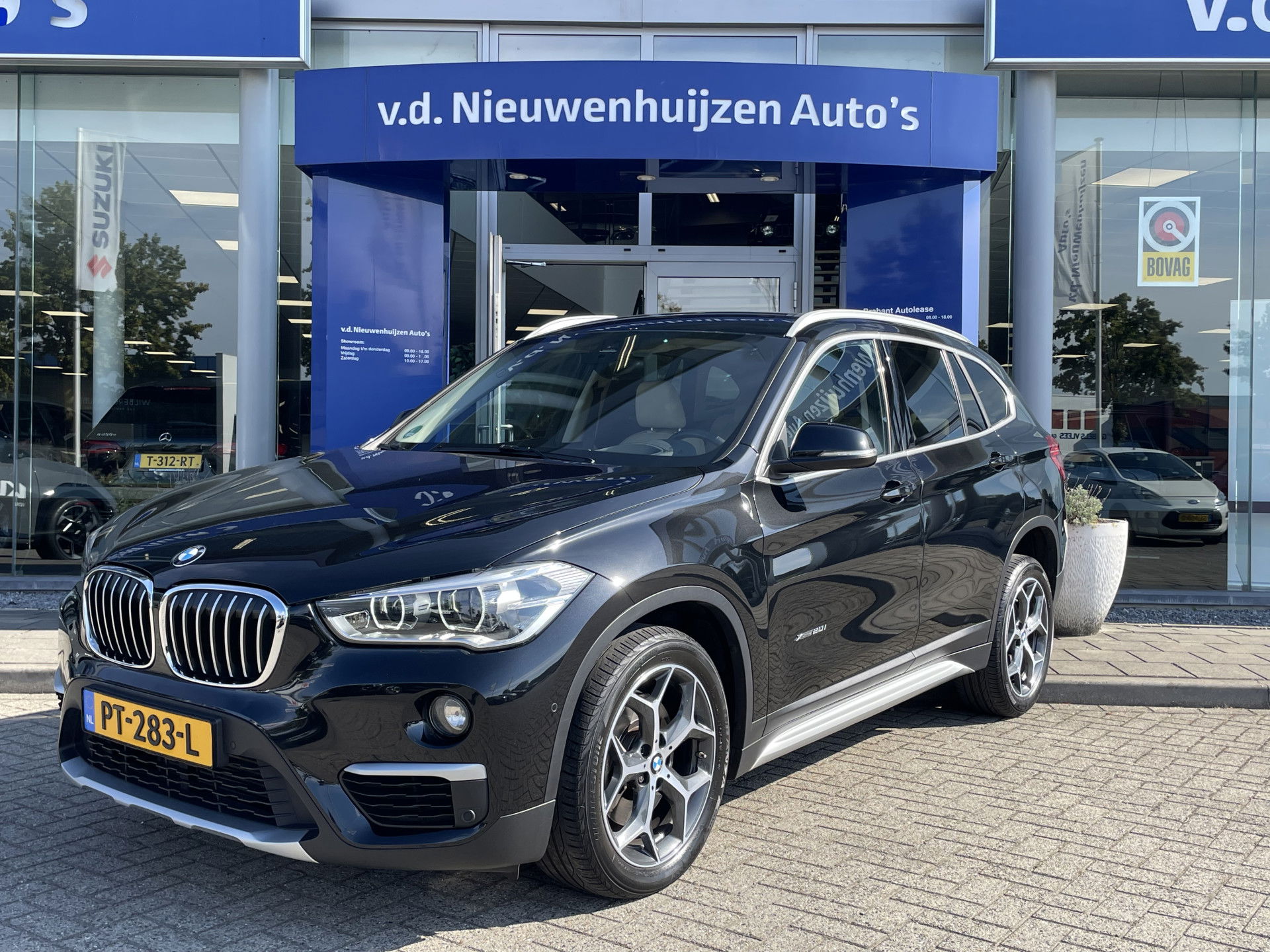 Foto van BMW X1