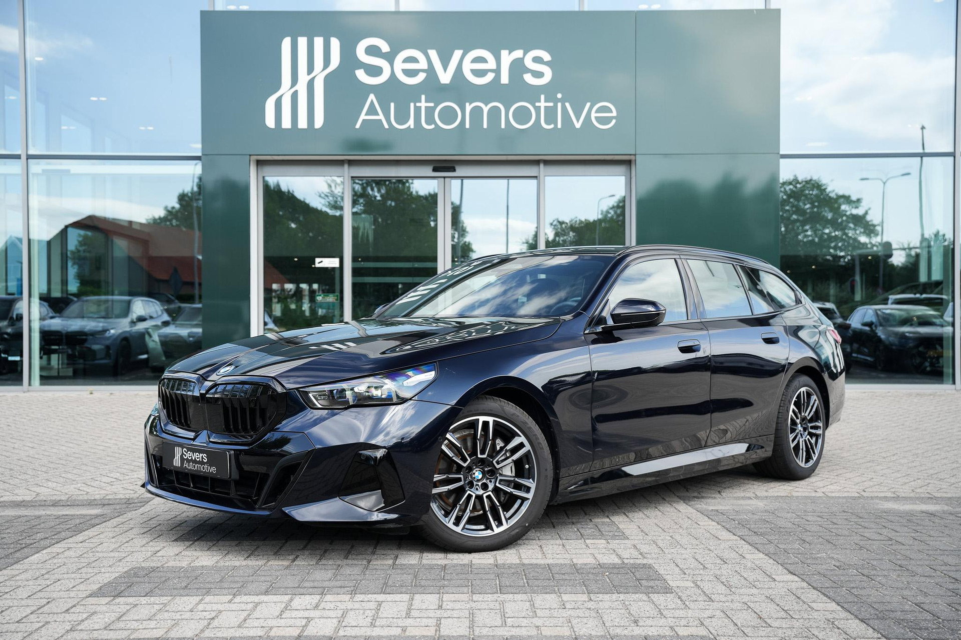 Foto van BMW i5