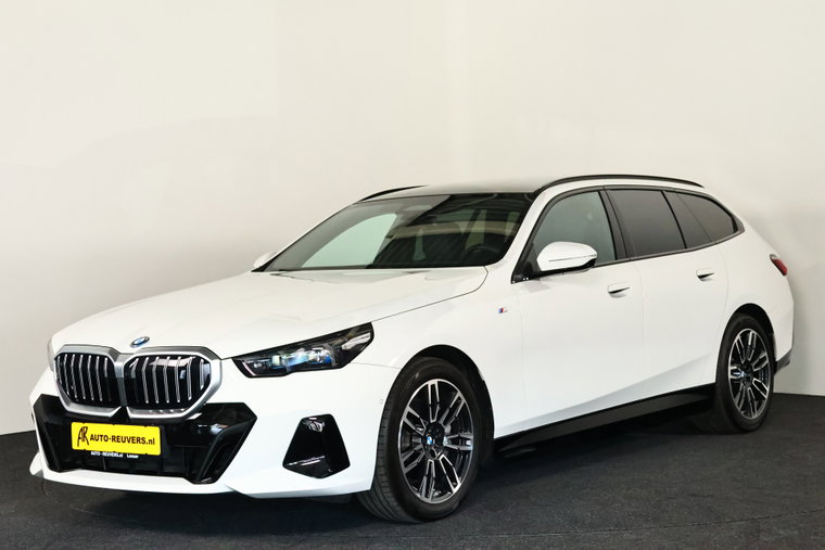 Foto van BMW i5