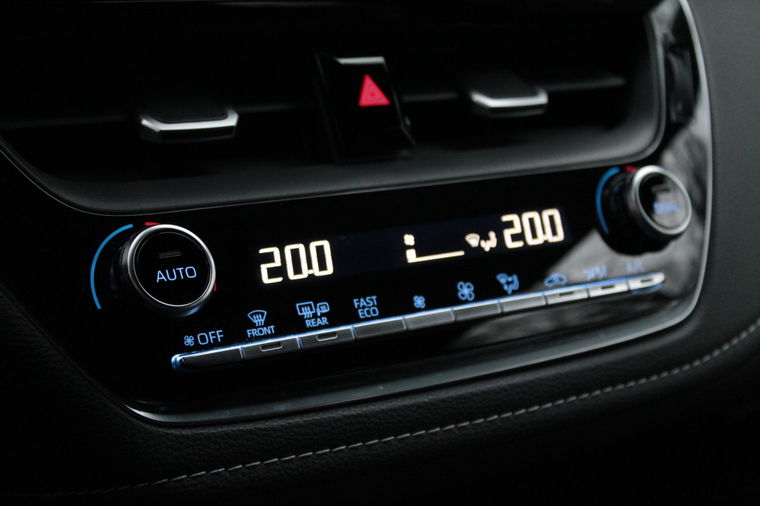Toyota Corolla Touring Sports