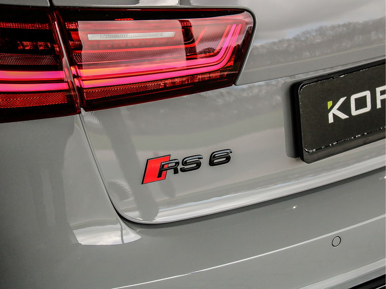 Audi RS6