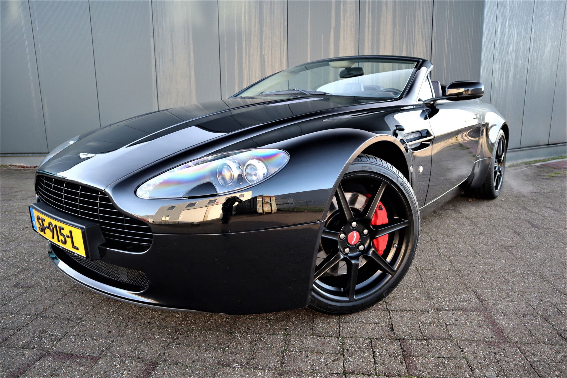 Foto van Aston Martin V8 Vantage