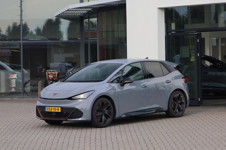 Foto van CUPRA Born