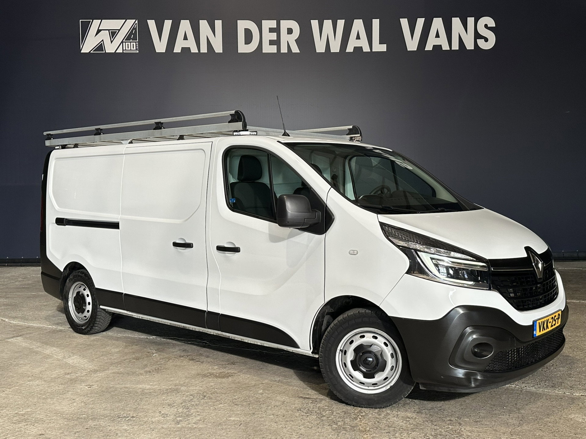 Renault Trafic 2.0 dCi 120pk L2H1 Euro6 Airco | Imperiaal | Navigatie | LED | Cruisecontrol