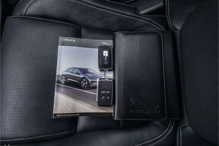 Jaguar I-PACE