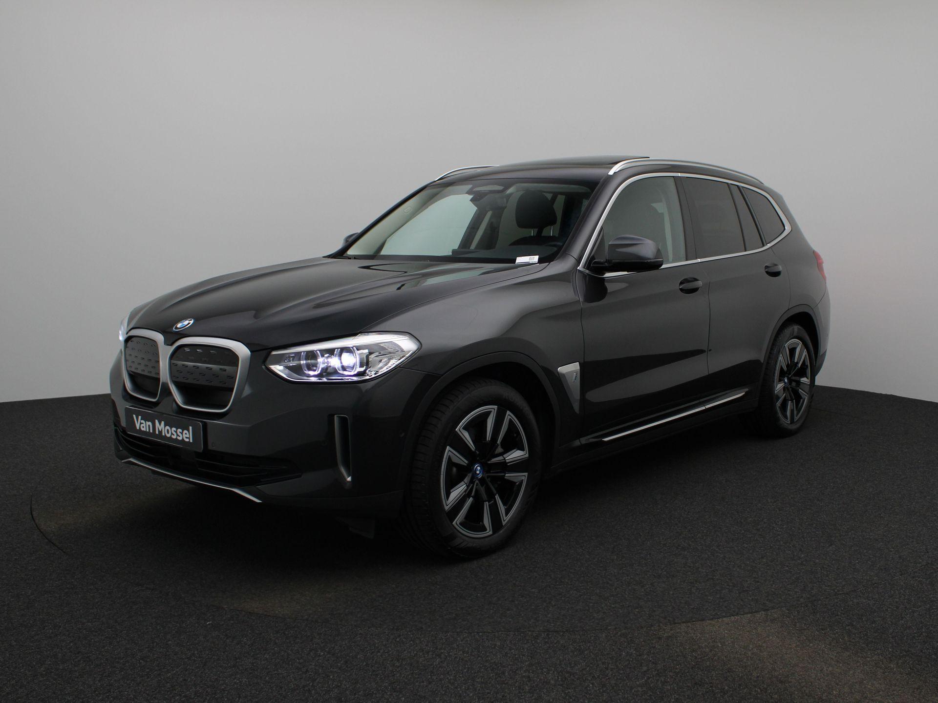 Foto van BMW iX3