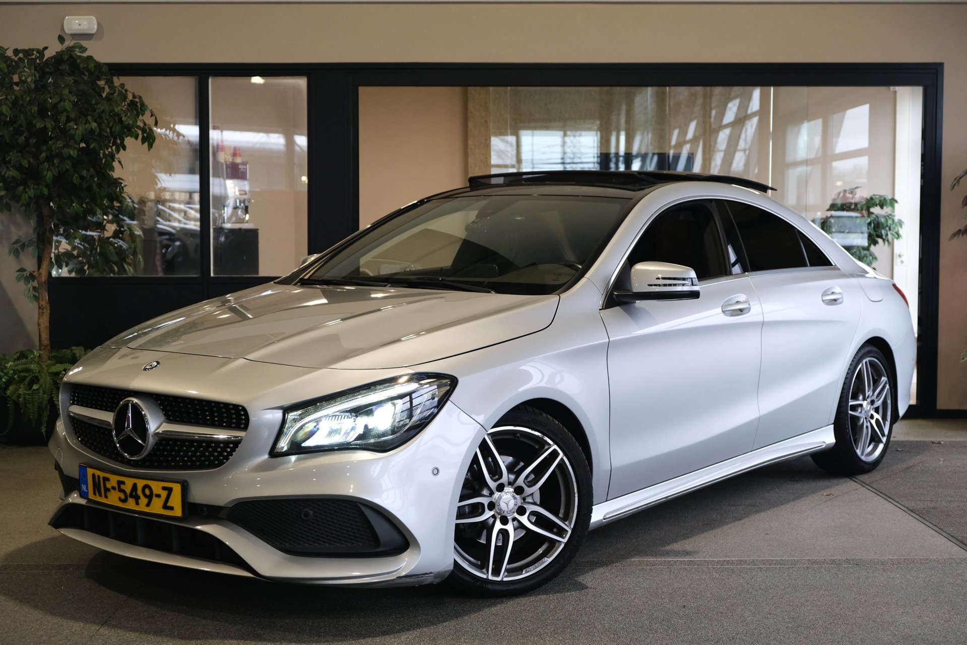 Foto van Mercedes-Benz CLA