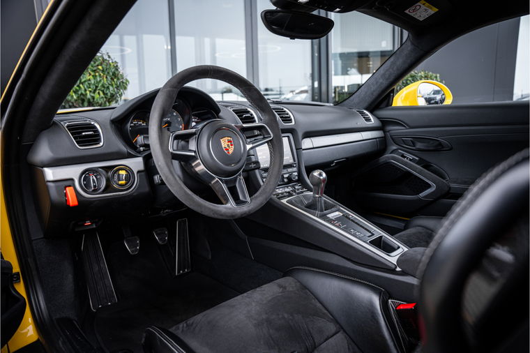 Porsche Cayman