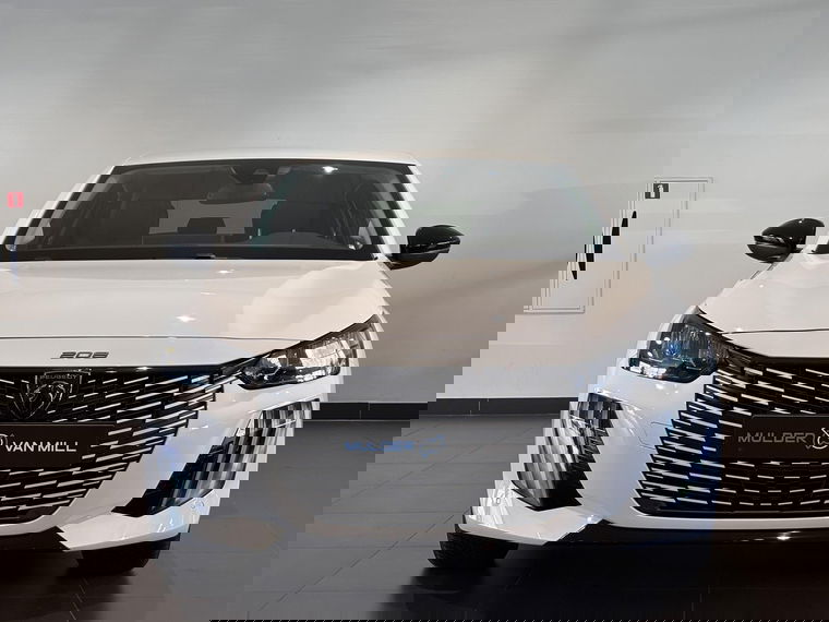 Peugeot e-208