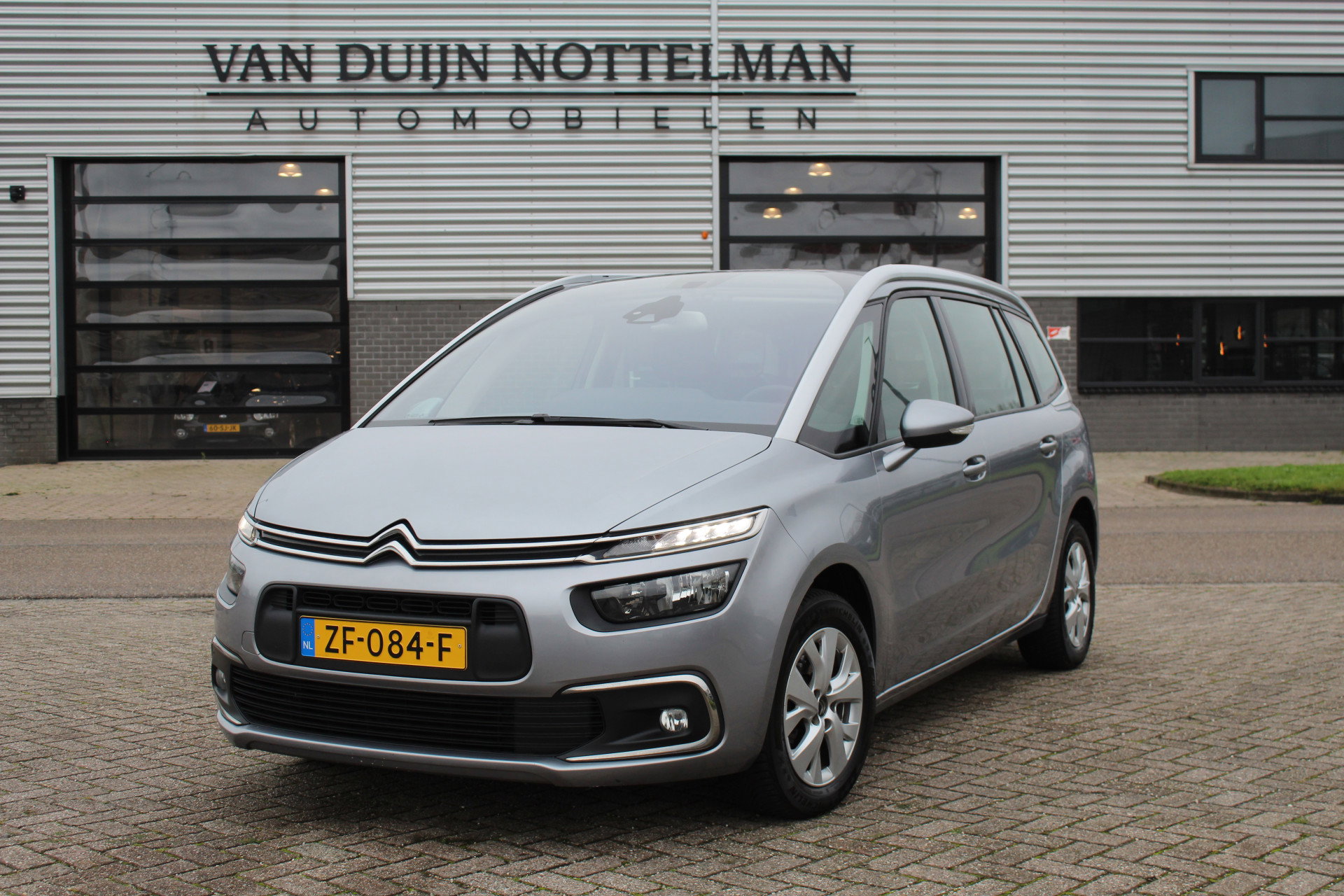 Foto van Citroën Grand C4 Spacetourer