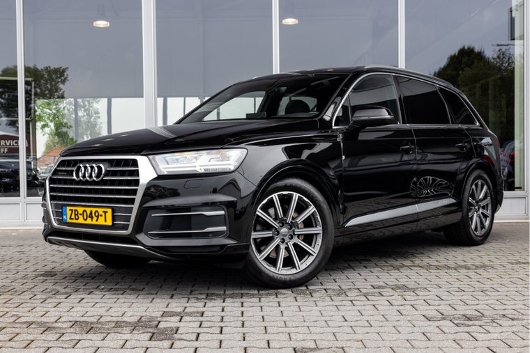 Audi Q7 foto 1
