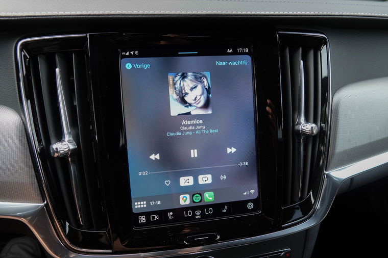 Volvo V90