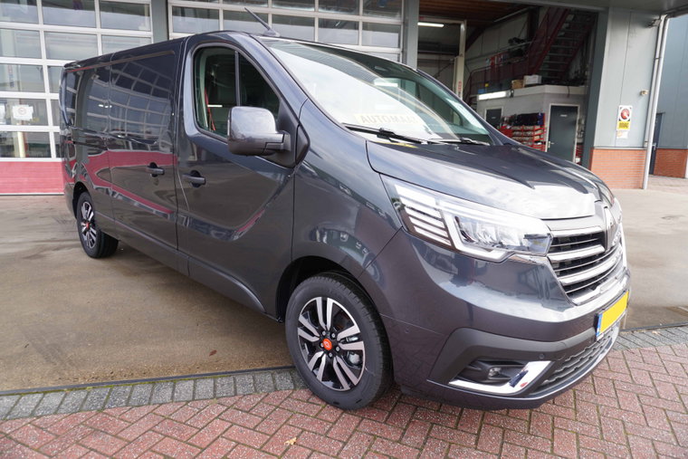 Renault Trafic foto 1