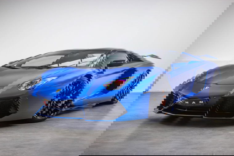 Lamborghini Aventador