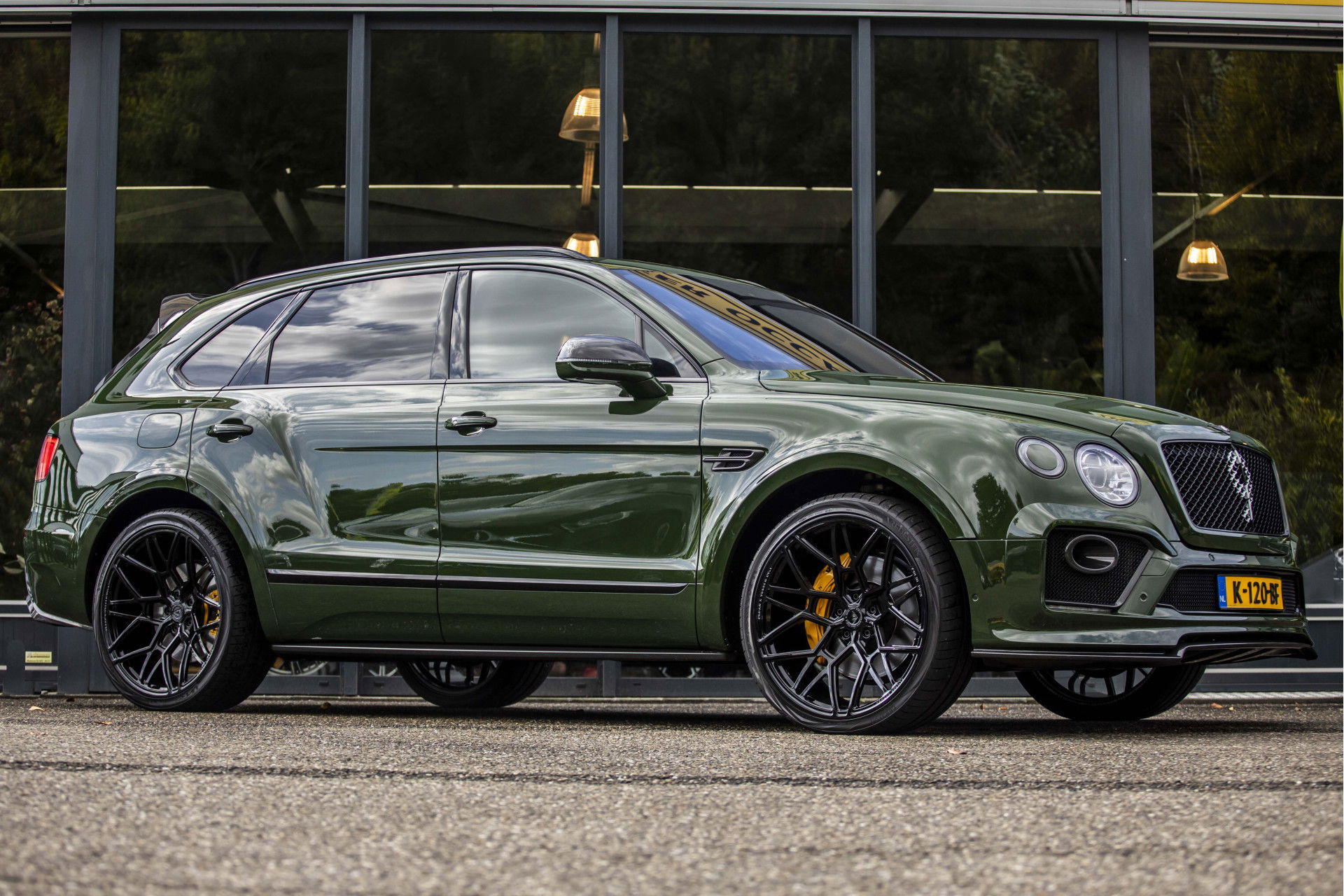 Foto van Bentley Bentayga