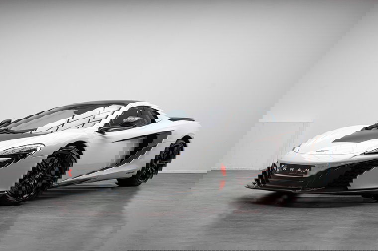 Foto van McLaren 650S Spider