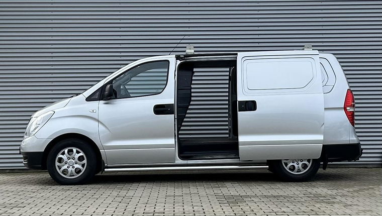 Hyundai H300