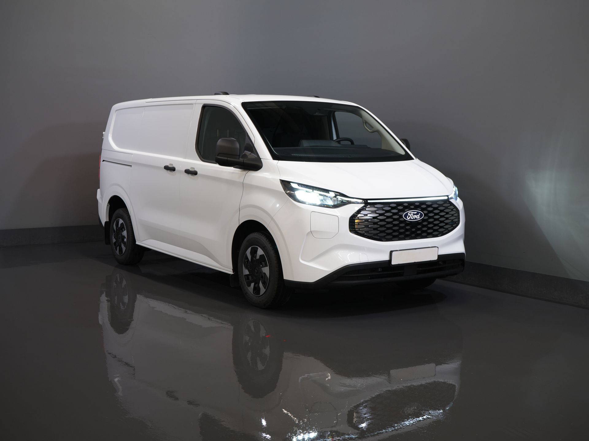 Foto van Ford E-Transit Custom