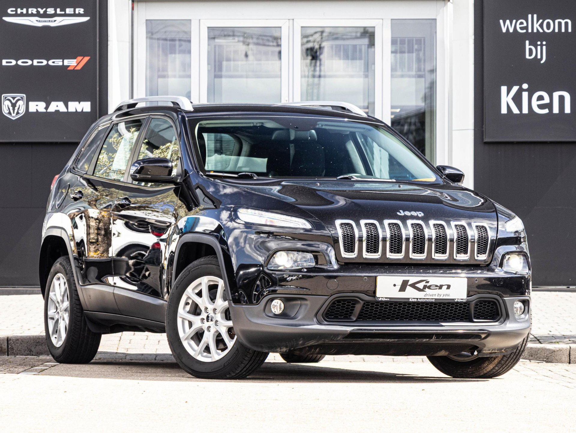 Foto van Jeep Cherokee