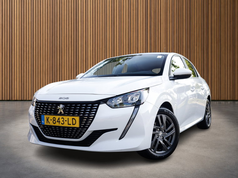 Peugeot 208 foto 1