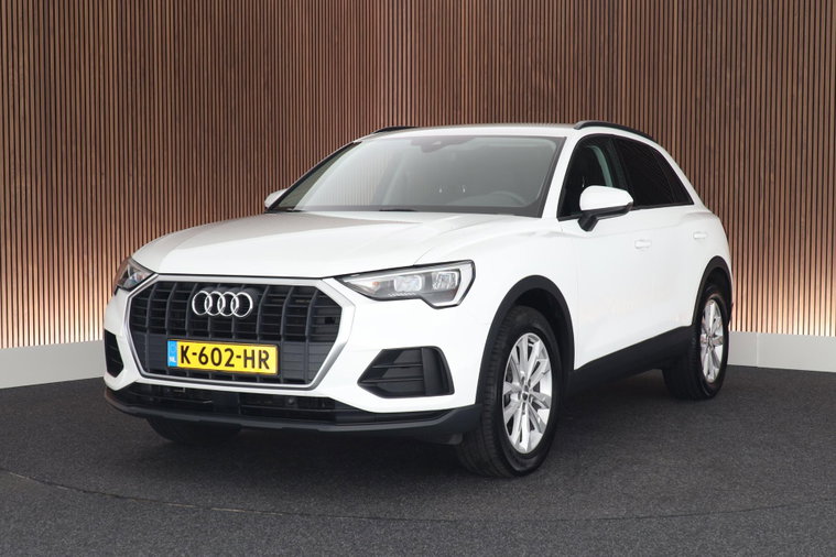 Audi Q3 foto 1