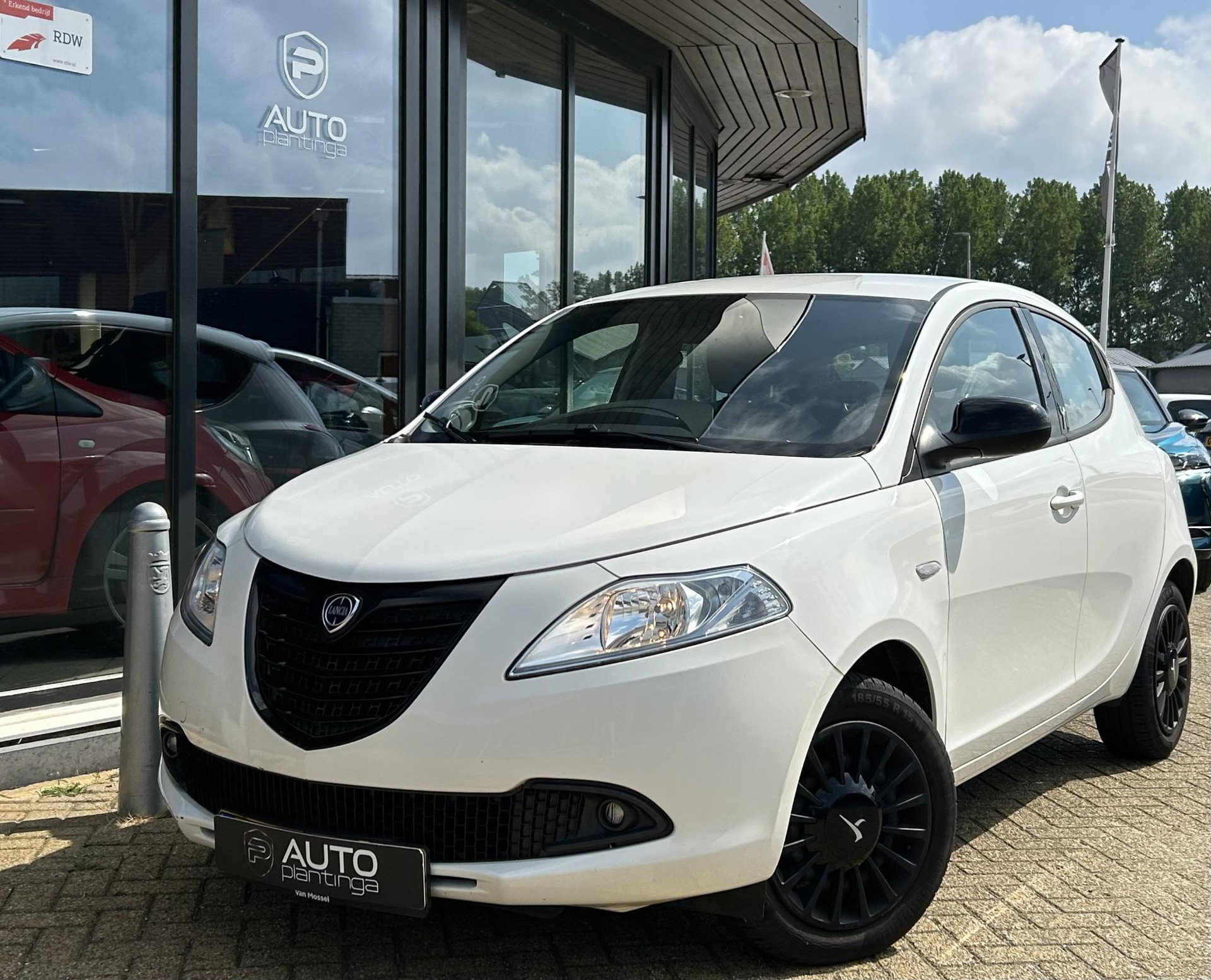 Foto van Lancia Ypsilon