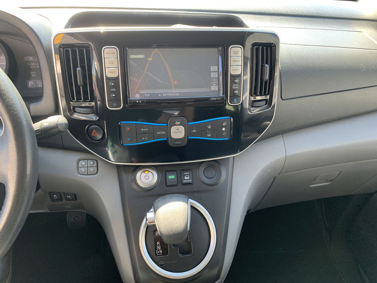 Nissan E-NV200