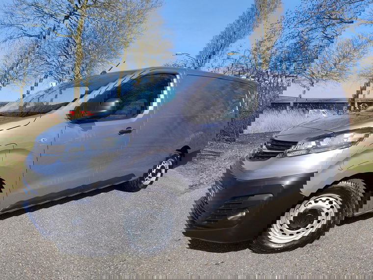 Foto van Opel Vivaro-e