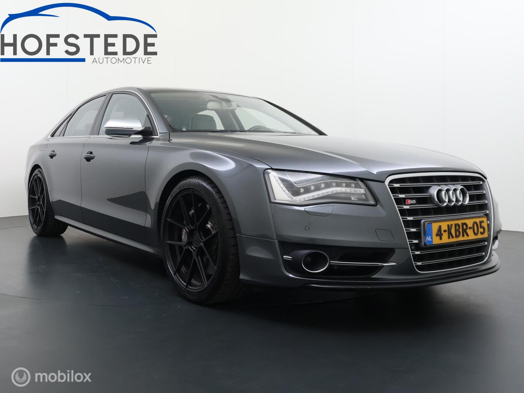 Foto van Audi S8