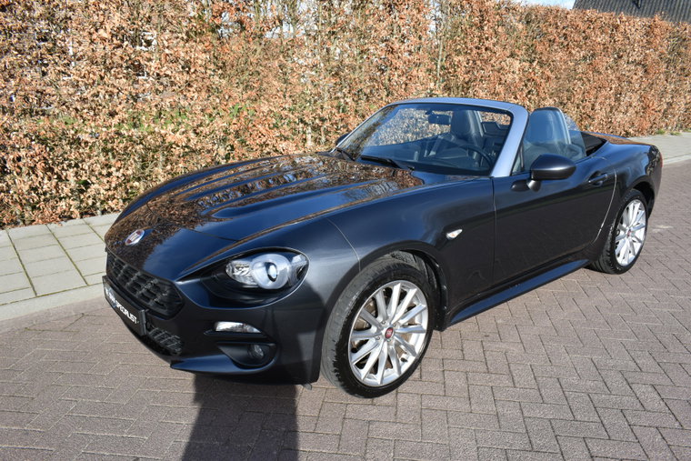 Foto van Mazda MX-5