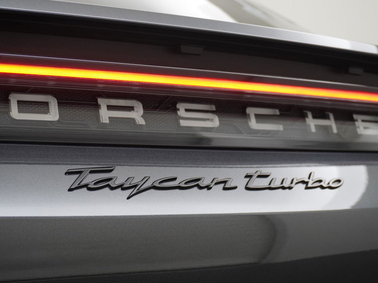 Porsche Taycan