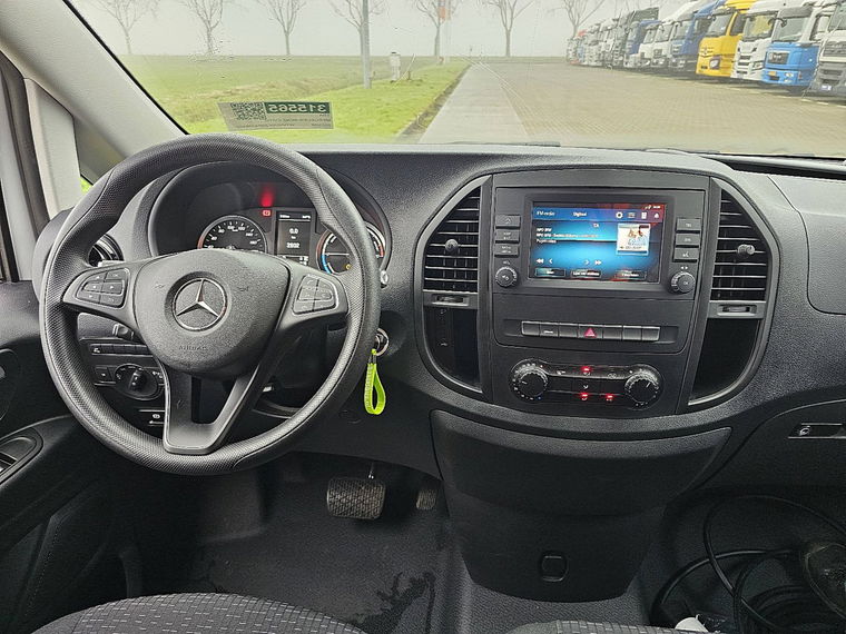 Mercedes-Benz eVito