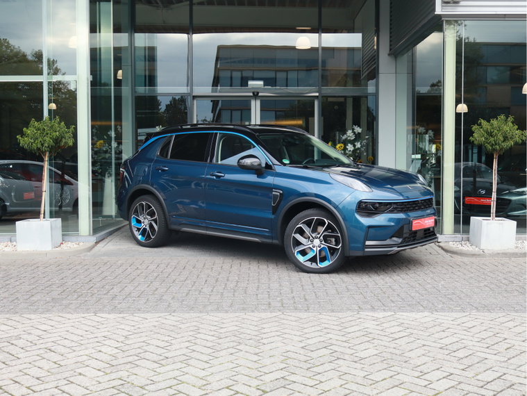 Foto van Lynk & Co 01
