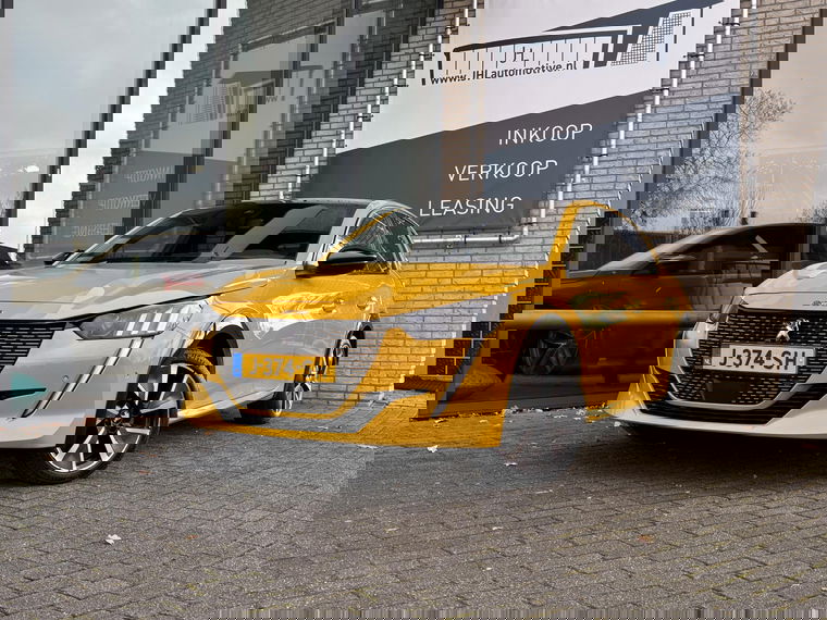 Foto van Peugeot e-208