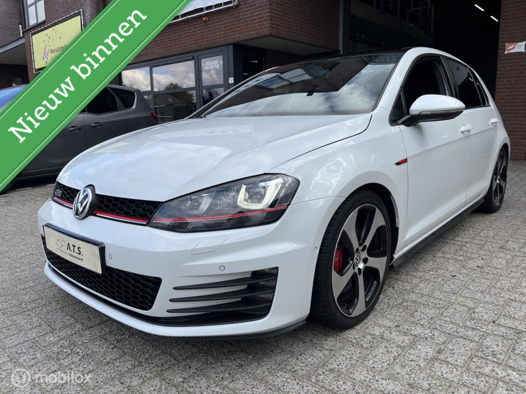 Foto van Volkswagen Golf