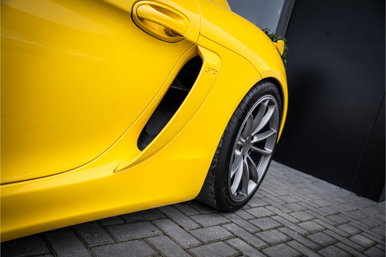 Porsche Cayman