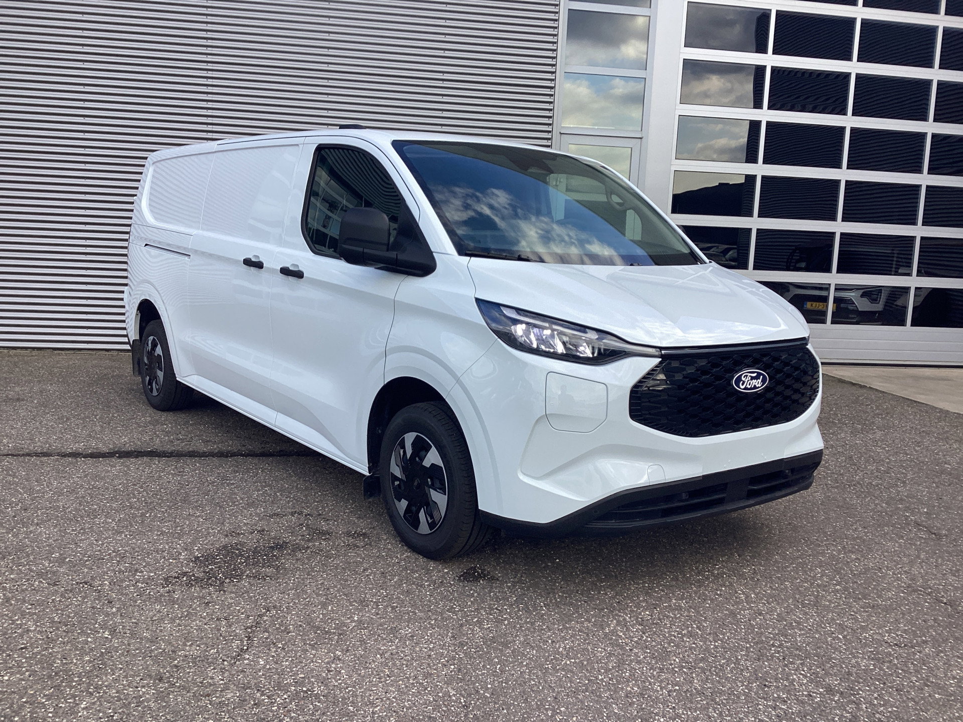 Foto van Ford E-Transit Custom