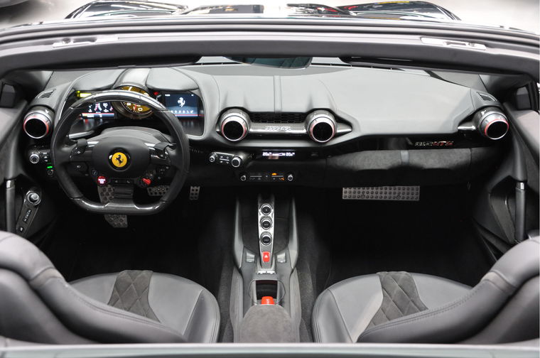 Ferrari 812 GTS