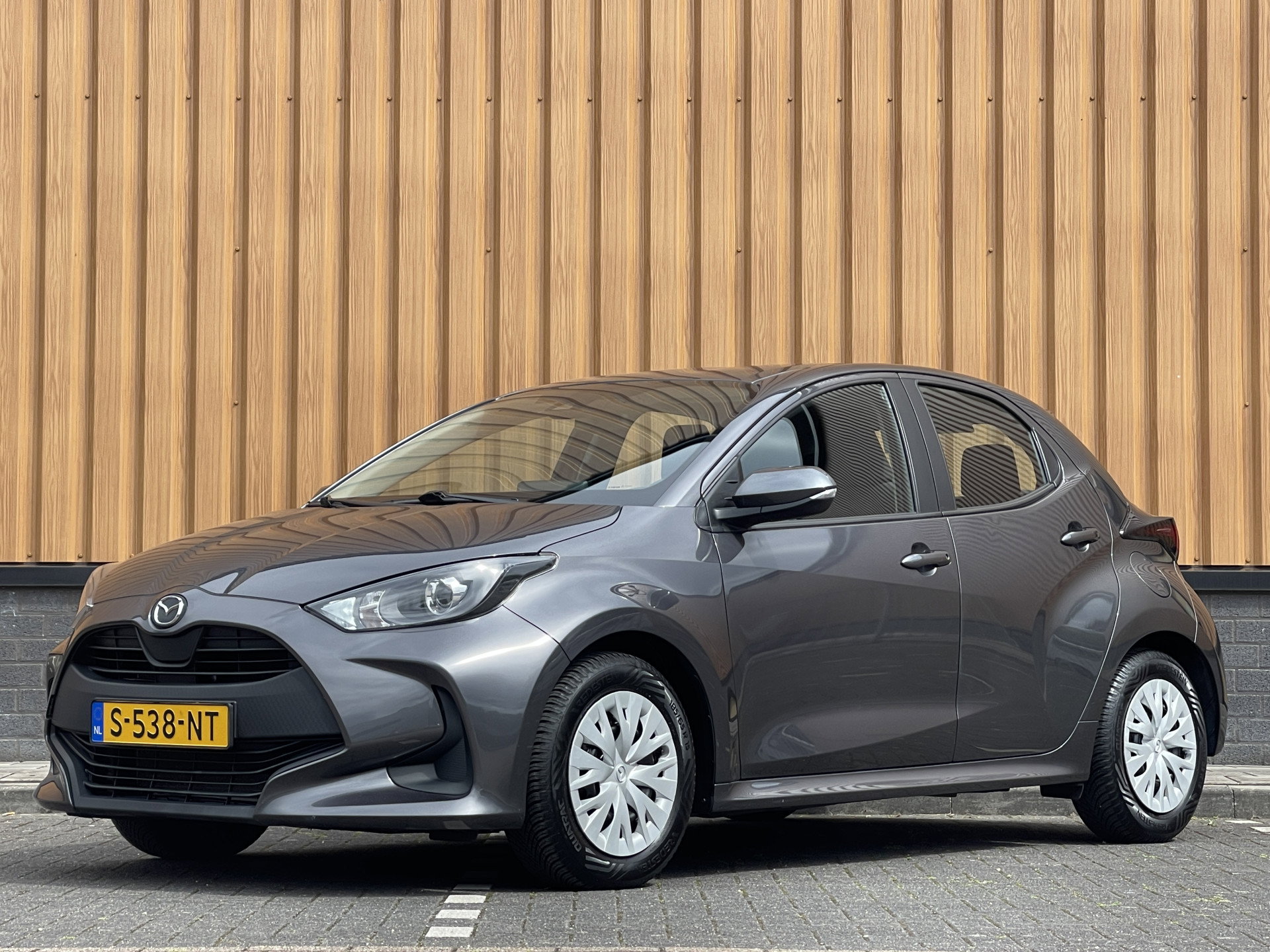 Foto van Mazda 2 Hybrid