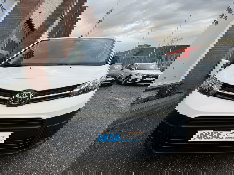 Toyota ProAce Worker