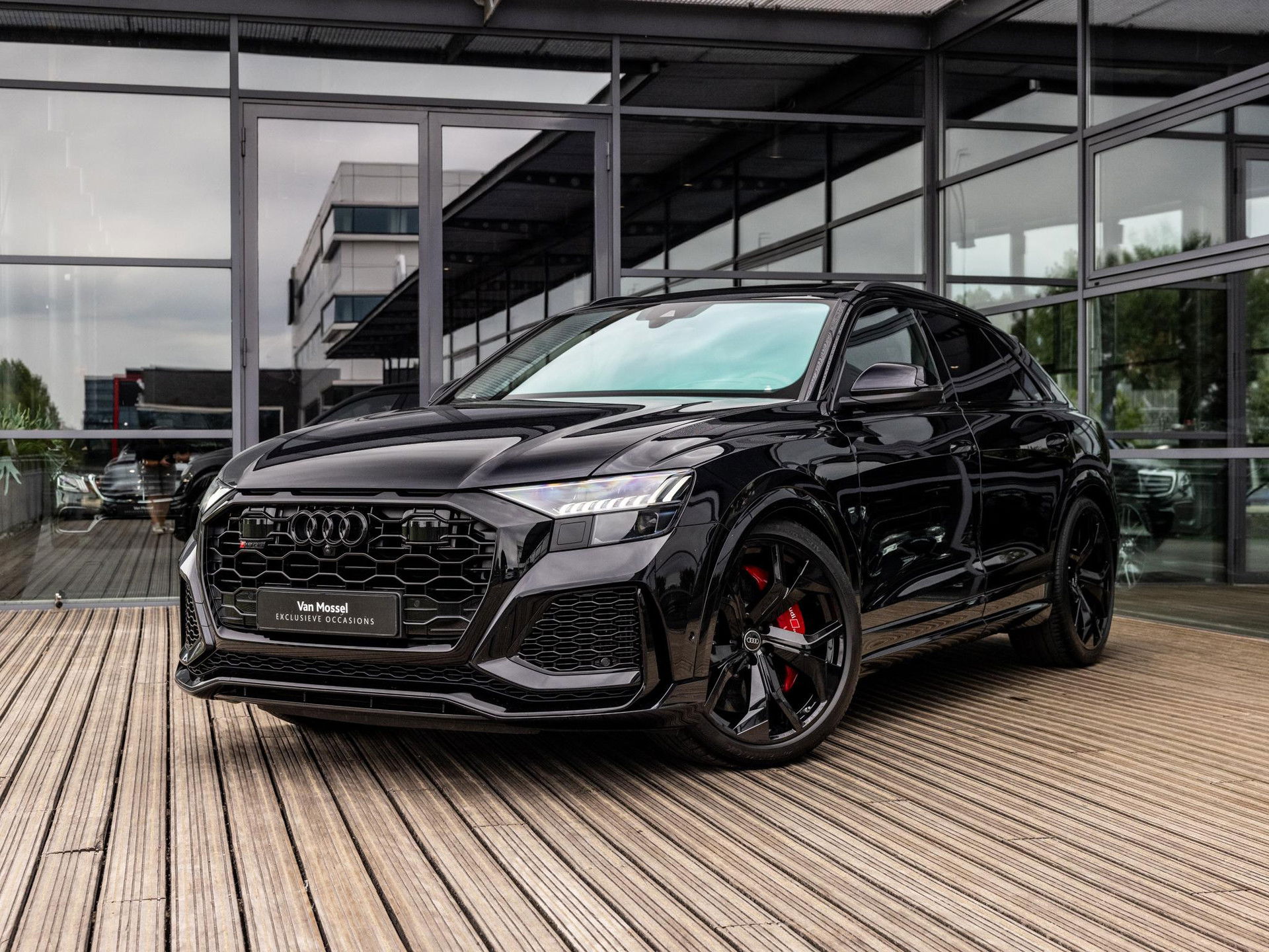 Foto van Audi RSQ8