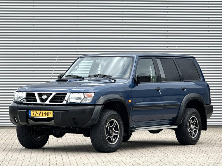 Nissan Patrol foto 1