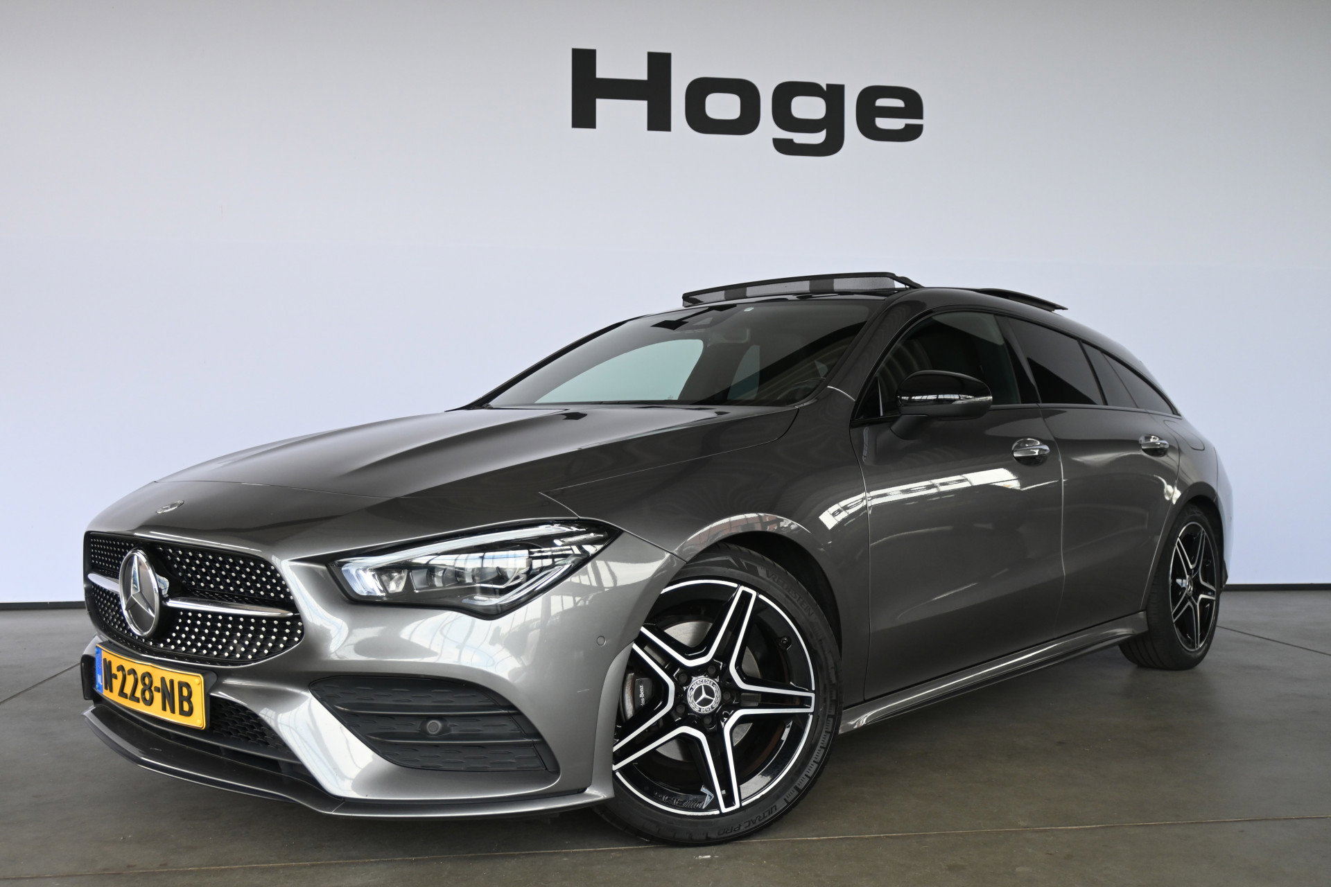 Foto van Mercedes-Benz CLA