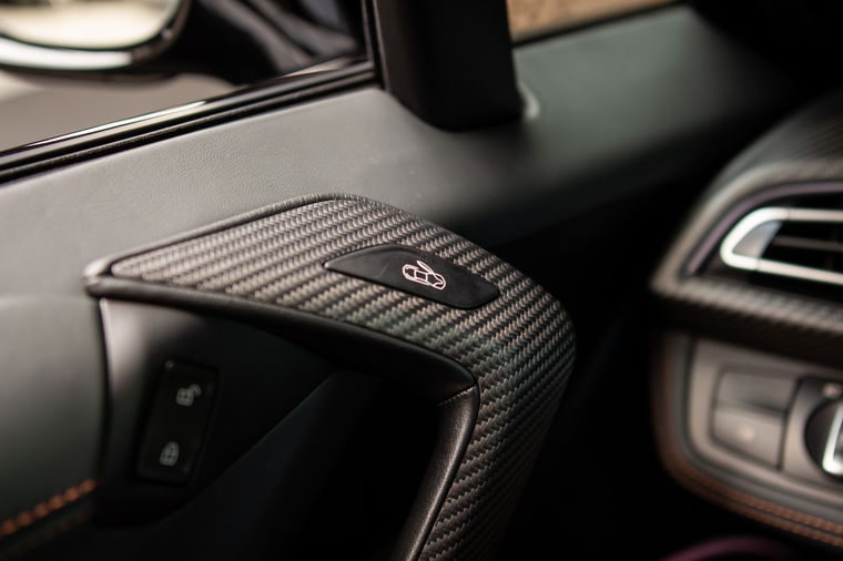BMW i8 Roadster