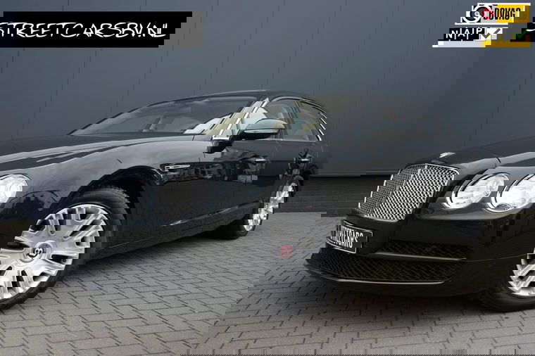 Foto van Bentley Flying Spur