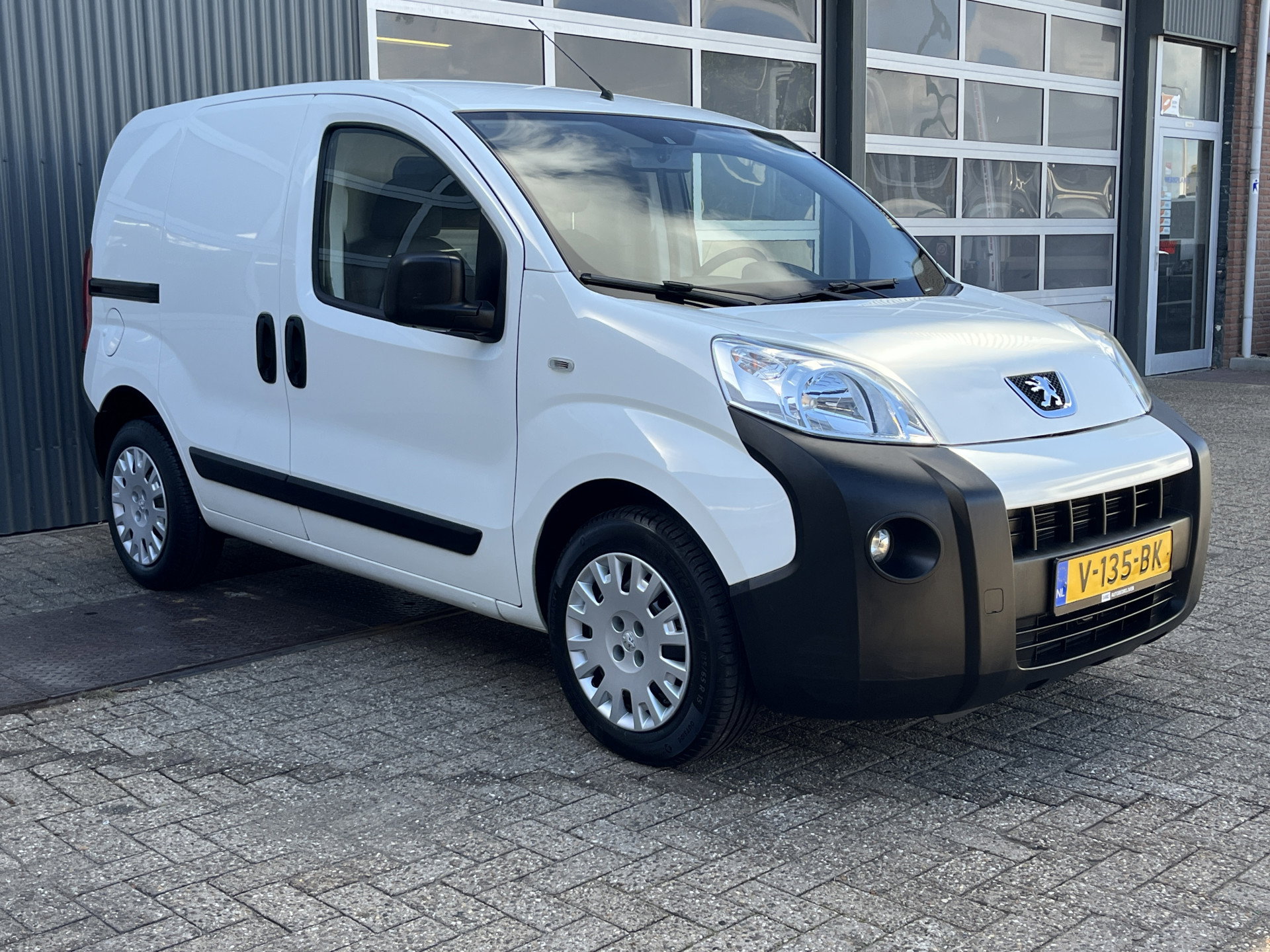 Foto van Peugeot Bipper