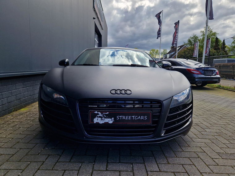 Audi R8
