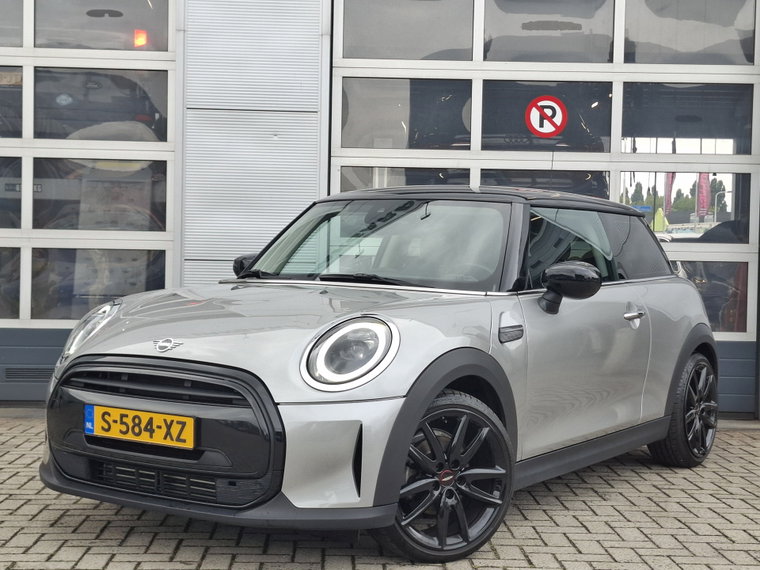 MINI 3-Deurs foto 1