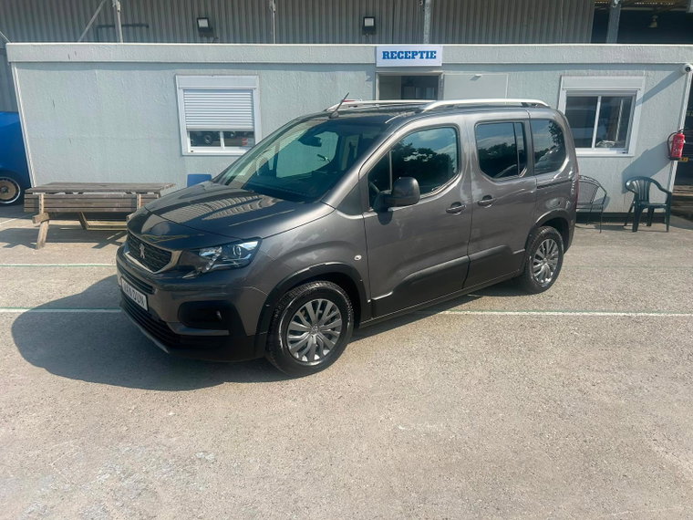 Foto van Peugeot Rifter