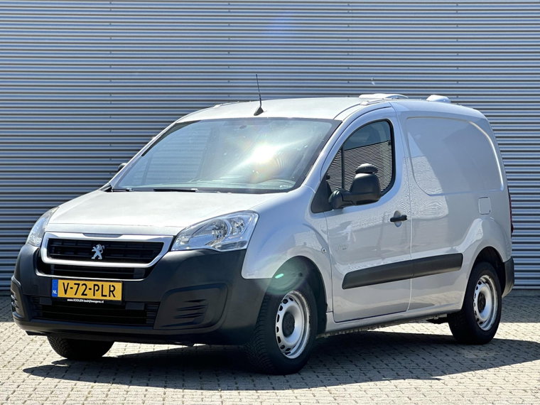 Foto van Peugeot Partner
